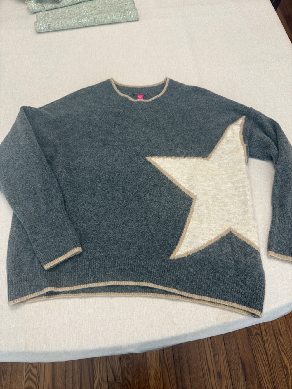 Vince Camuto Gray Knit Sweater with Cream Star